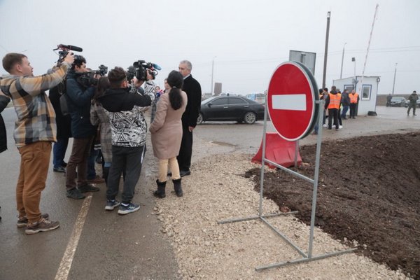 Запущено рабочее движение на участке дороги Симферополь - Мирный в Крыму
